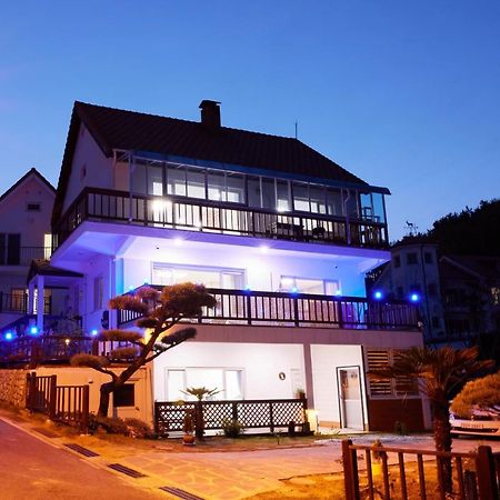 Herkules Namhae German Village Extérieur photo