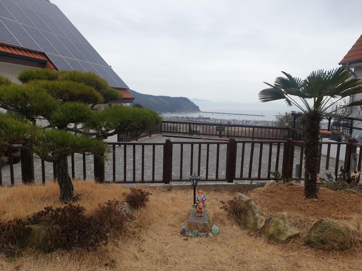 Herkules Namhae German Village Extérieur photo